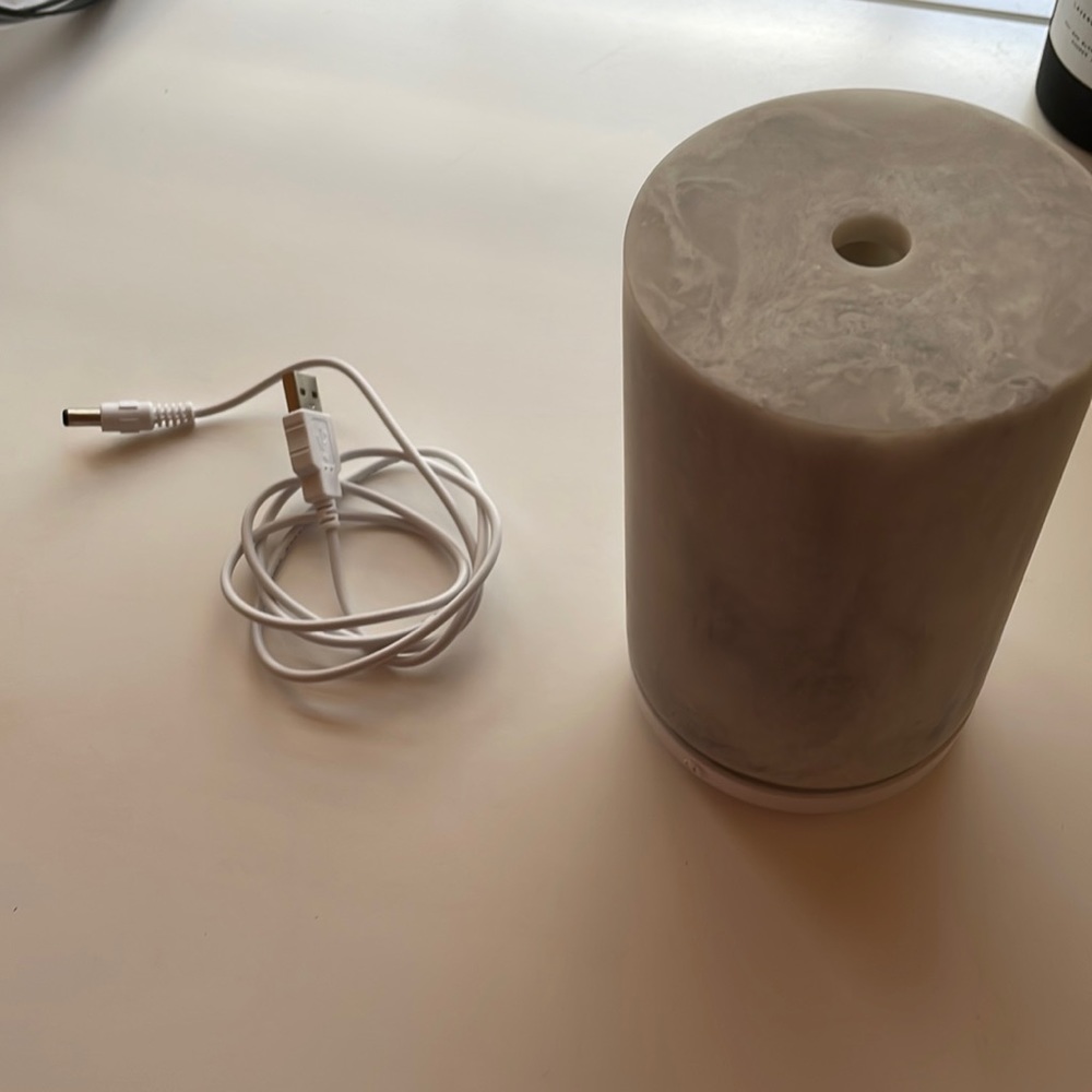 Diffuser with cord